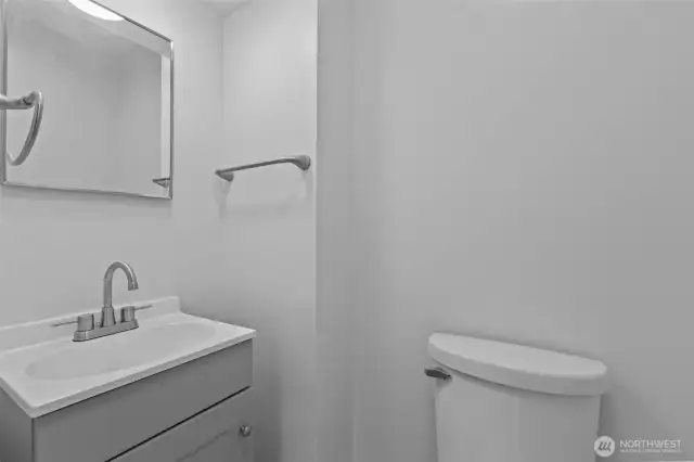 1/2 Bathroom