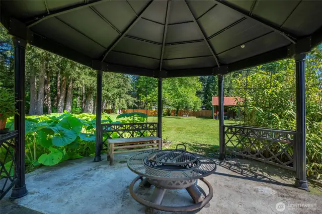 gazebo with fire-it