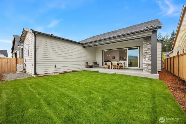 Spacious backyard