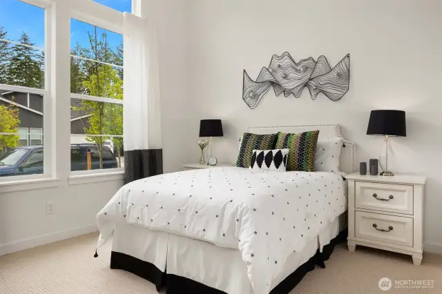 Guest bedroom