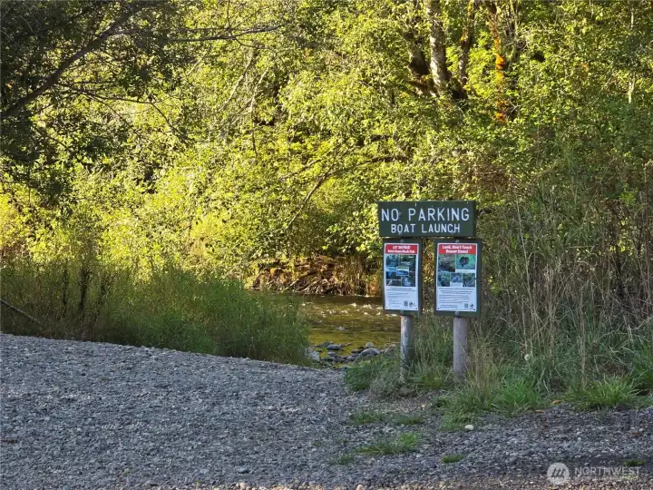 Boat launch at Schafer State Park