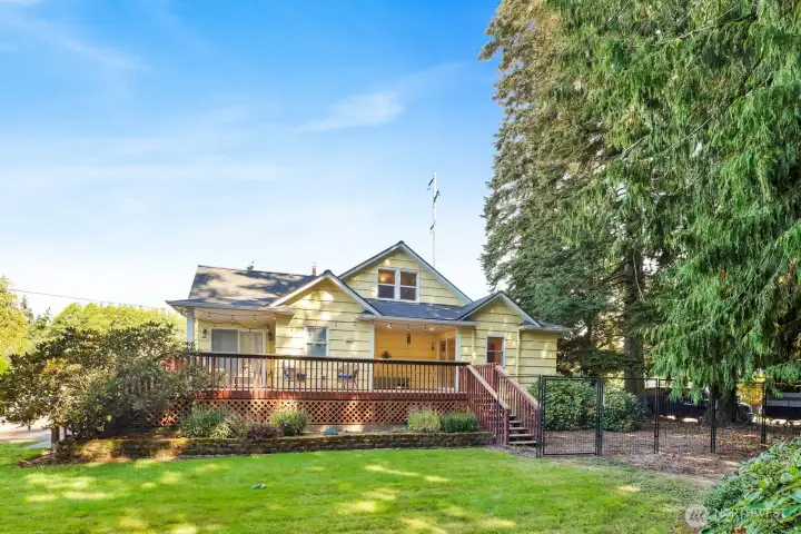 Welcome home to 17090 Sam Bell Road in beautiful Bow