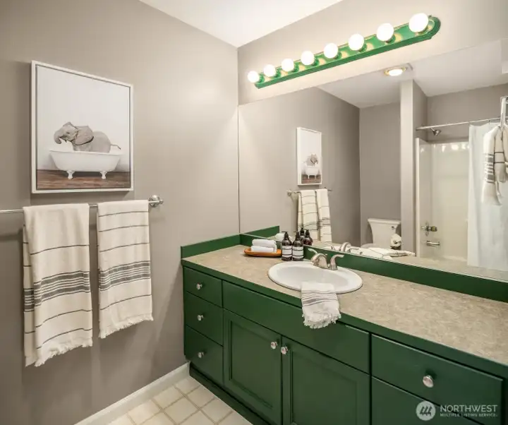 Full bath on second floor.