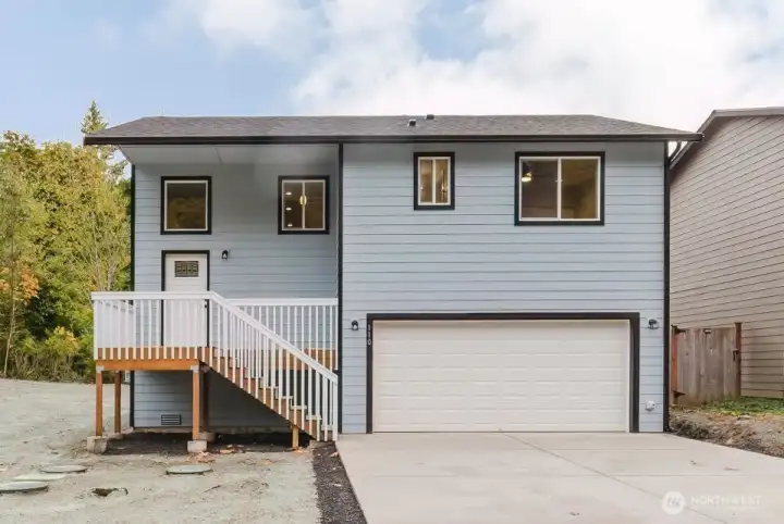 110 Ellinor Peak Place