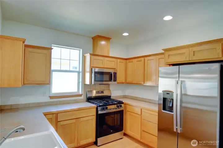 Ample counter space.