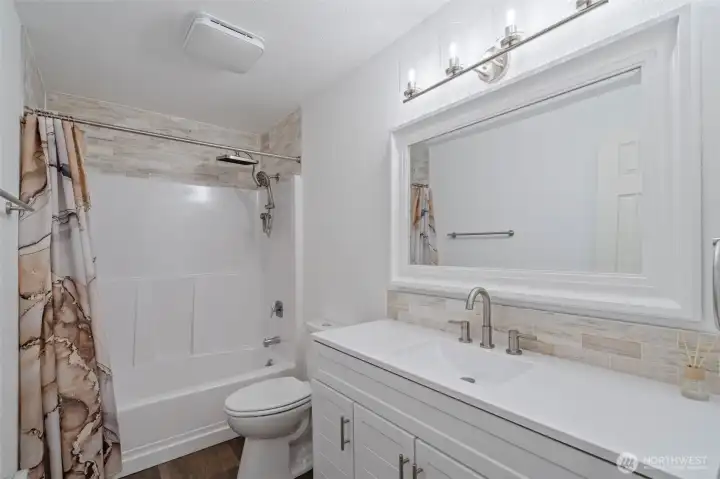 Main Bath upper level