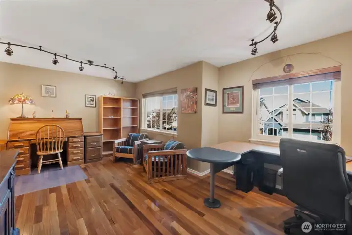 The Other Side of the 4th Bedroom/Office Space - Your Going to LOVE IT !