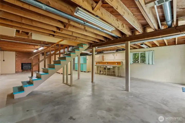 So many opportunities in this daylight basement. Hobbies, shop space, storage, or finish for more living space.