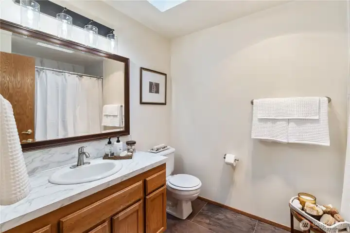 Primary bath