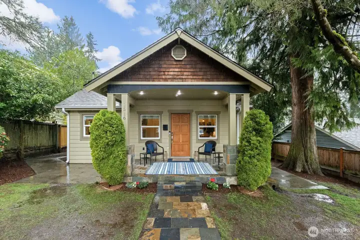 Welcome home! Welcome home!