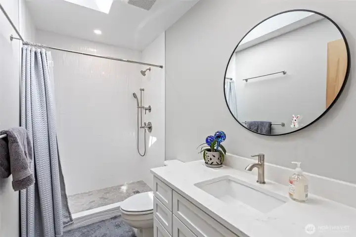 Main bath upstairs