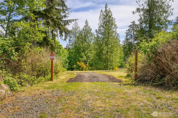 Entrance to property Entrance to property