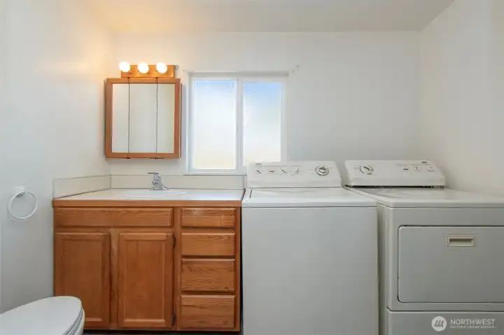Laundry / Bathroom