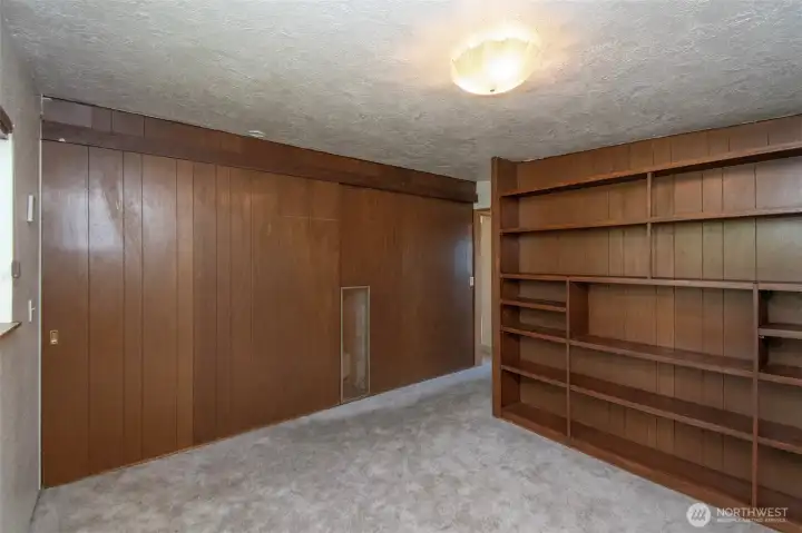Den