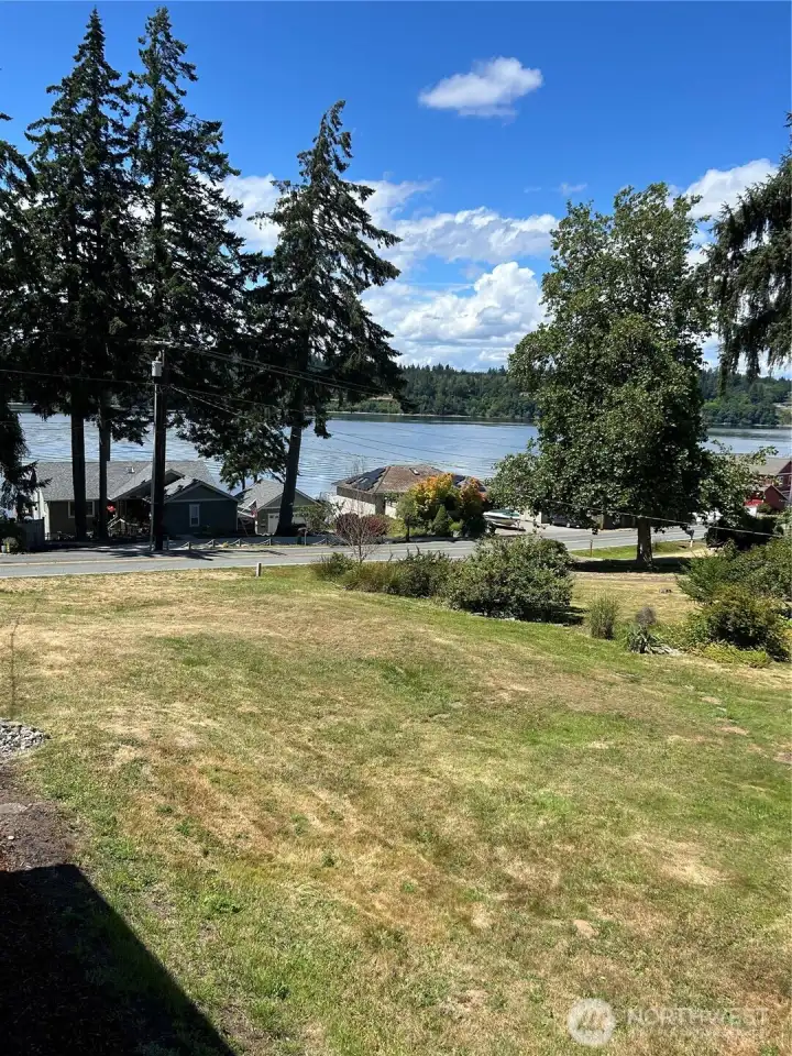 Looking out from the side walkway. so beautiful! Looking out from the side walkway. so beautiful!
