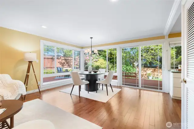Breakfast nook.