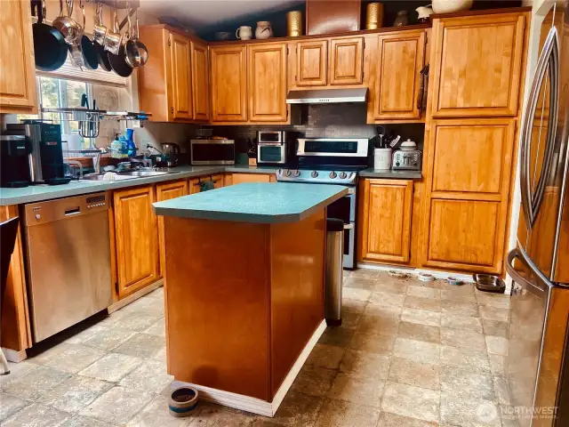 Well planned kitchen area