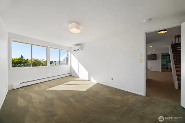 Lower bedroom #2