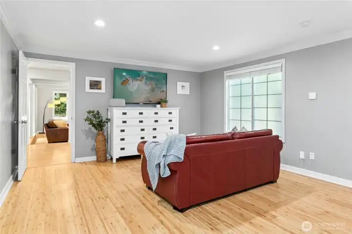 Large bonus room off the garage on the main.