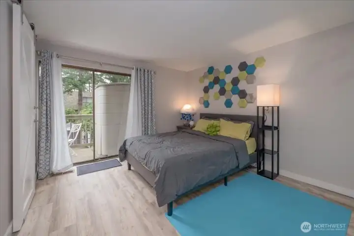 Rubbermaid storage unit (on deck) does not stay.