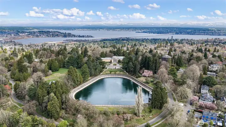 Two blocks away is Volunteer Park.