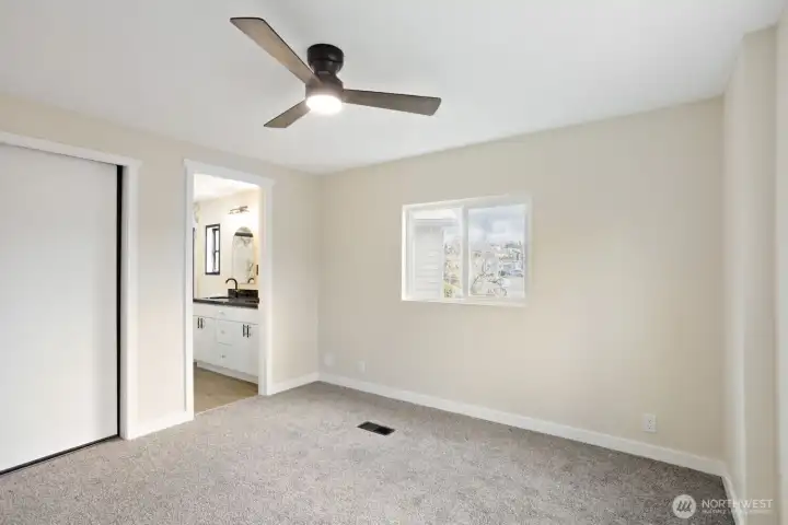 additional view of primary bedroom