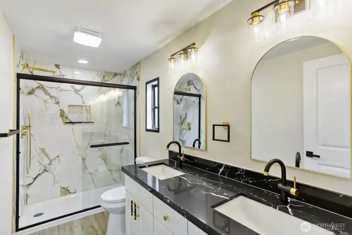 primary bath w/custom shower & dual sinks