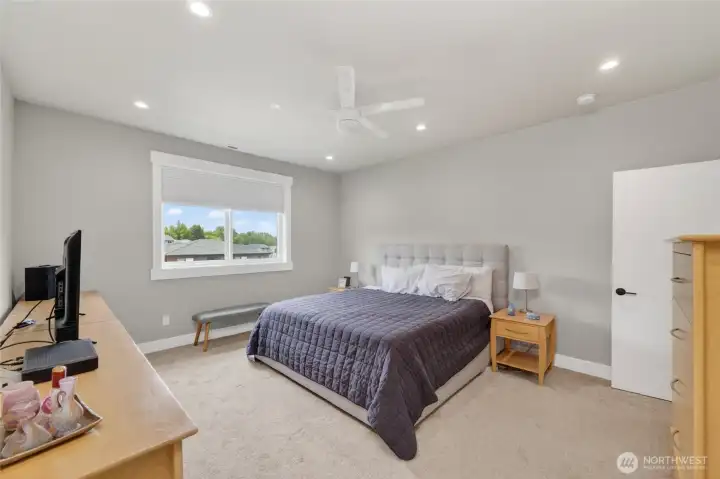 Another view of the primary bedroom.