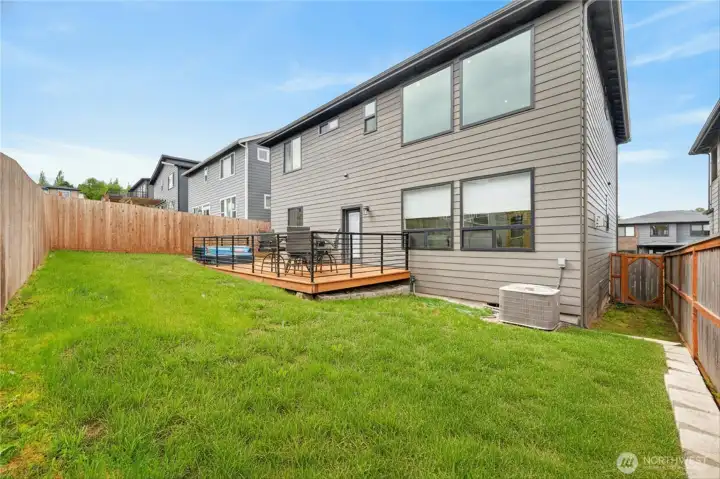 Another view of the fully fenced back yard.