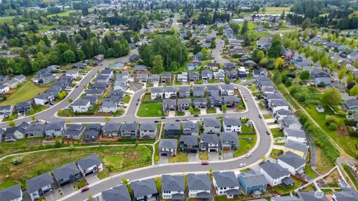 An overview shows the neighborhood and the trails and parks.