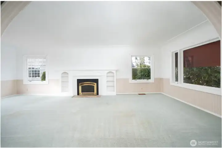 The huge picture window in the living room, along with 2 more windows, allows for natural light- even on our grey days.
