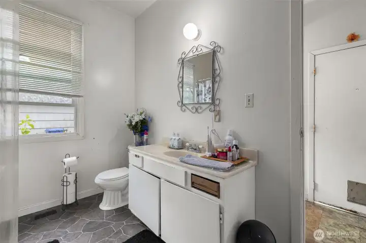 3322 Bathroom 3322 Bathroom