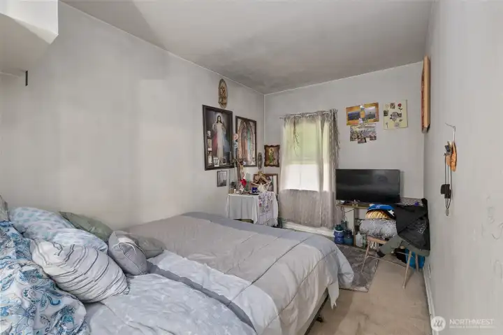 3322 Bedroom 2 3322 Bedroom 2