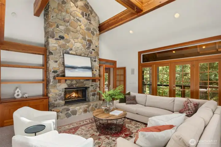 The west living room - quality, solidity, drama and light!