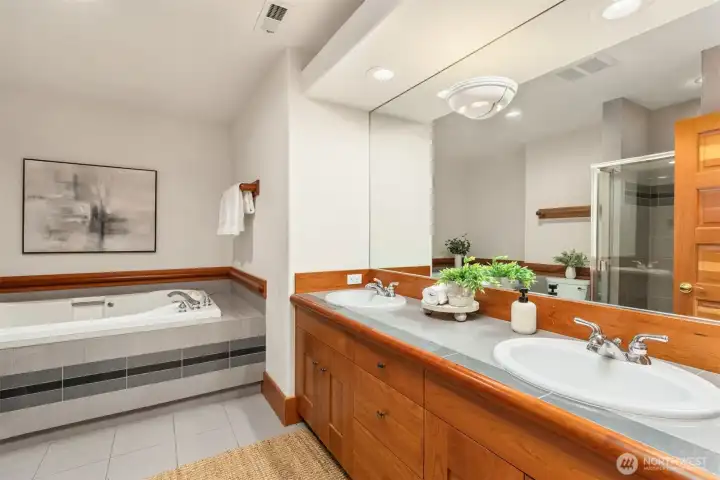 Upper full bath for bedrooms three and four.