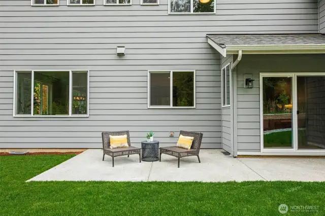 Back patio with views of the Tolt River greenbelt