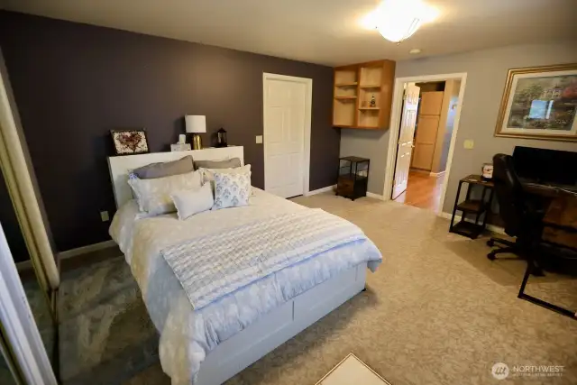 Spacious apartment bedroom