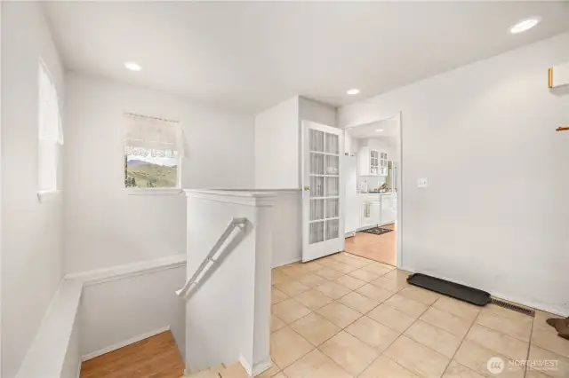 Lower Level Full Bathroom
