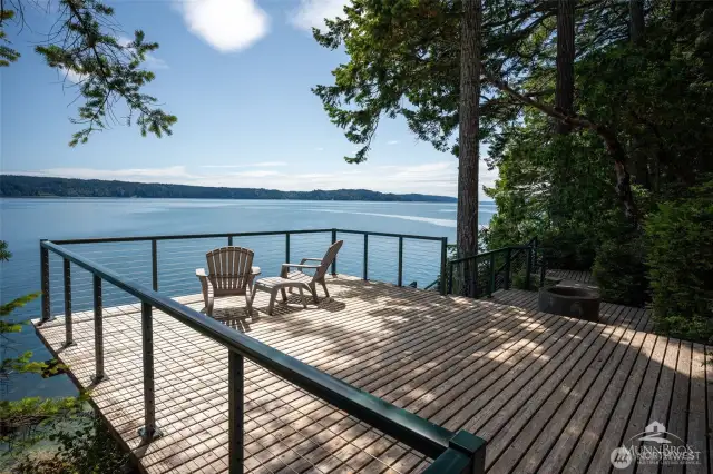 The 1,000 Sqft of decking give the option to Take is the sun or hideaway in the shade.