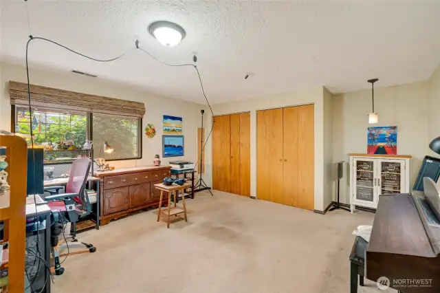 Spacious bedroom 1