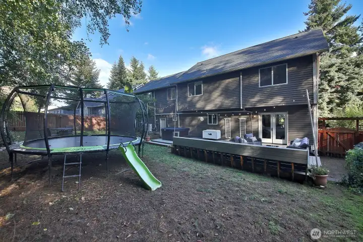 lots of room for pets or play