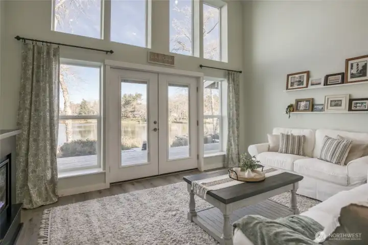 Wall-to-wall windows