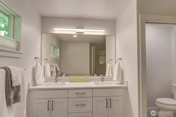 Marble counters and Entire home has new LED lighting for efficiency