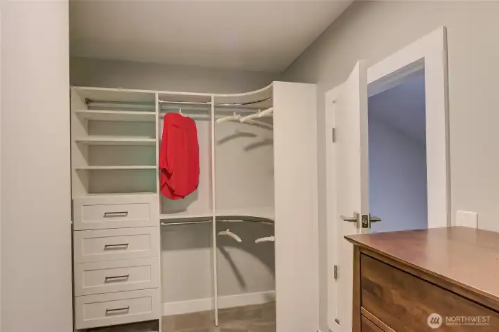 Amazing oversized walk-in closet with organizer
