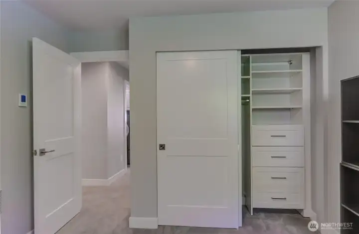 ... complete with closet organizer