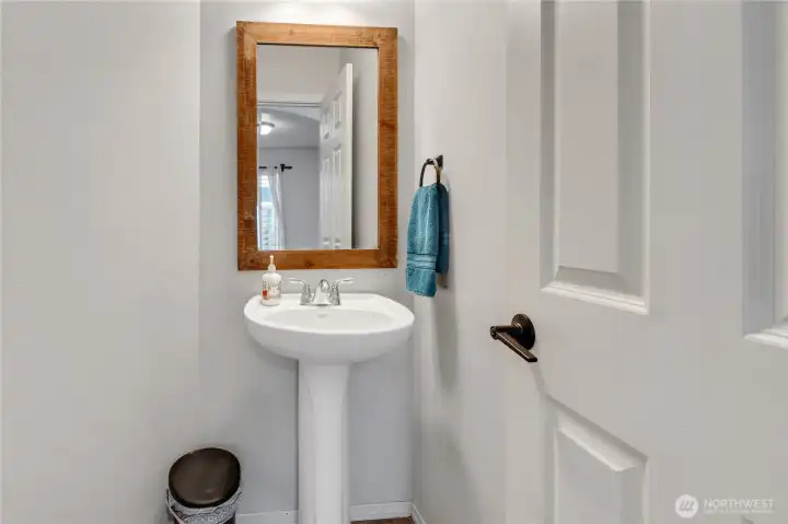 1/2 Bath