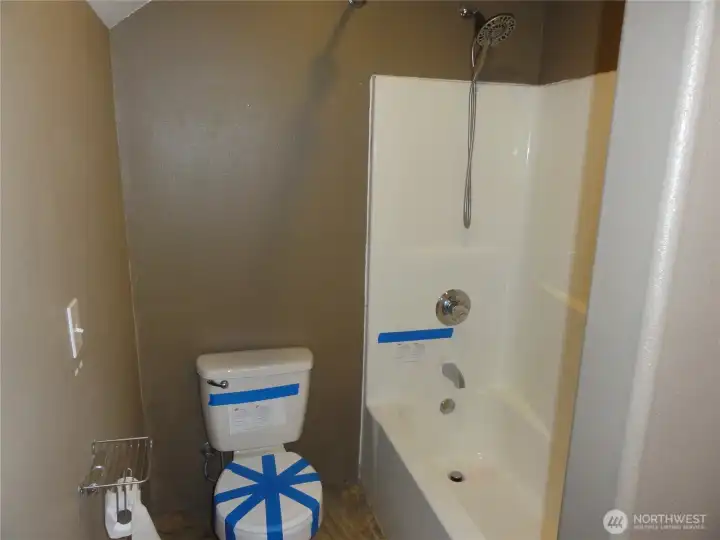More of the primary bathroom. More of the primary bathroom.