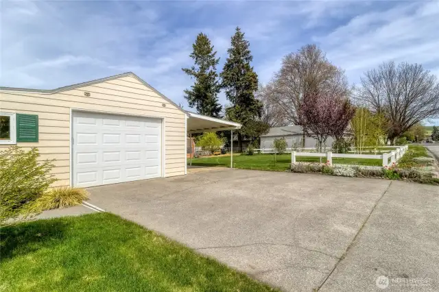 Garage, carport, and additional parking