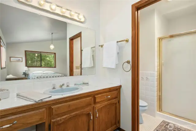 Primary bath