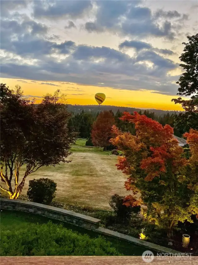 Enjoy amazing sunsets and balloon season